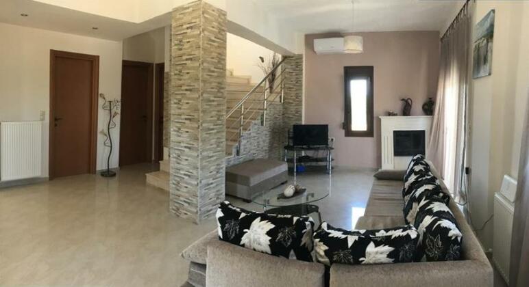 M&M Villa - Photo2