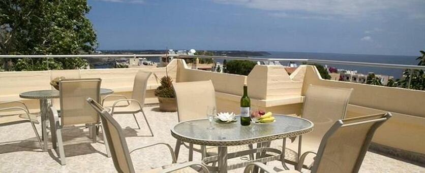 Waterlily Hotel - Photo4