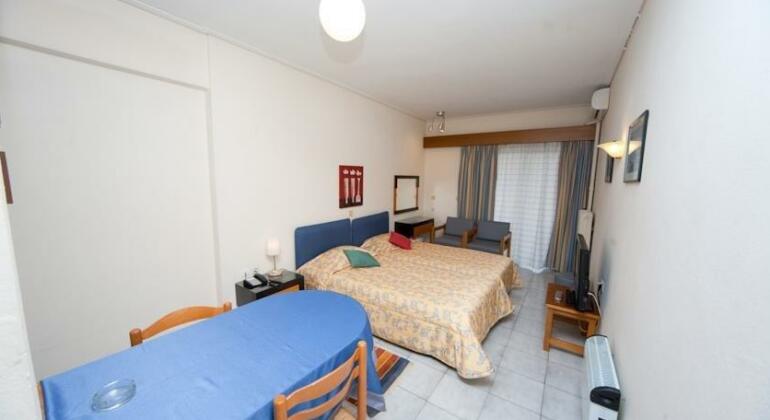 Apartment Hotel Athina - Photo2