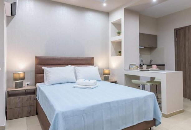 Greekprom Apartments - Photo2