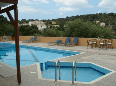 Halases Apartments Kryonerida - Photo2