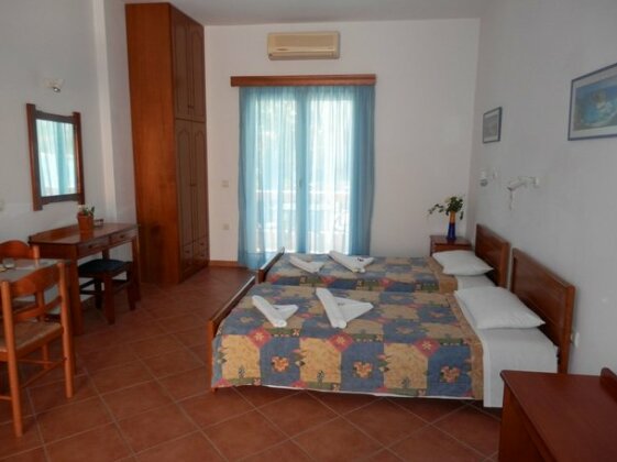 Elena Apartments Almyrida - Photo4