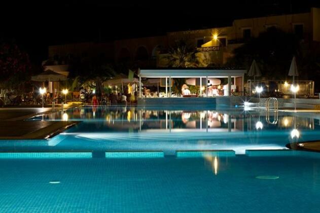 Langley Resort Almirida Bay - Photo3
