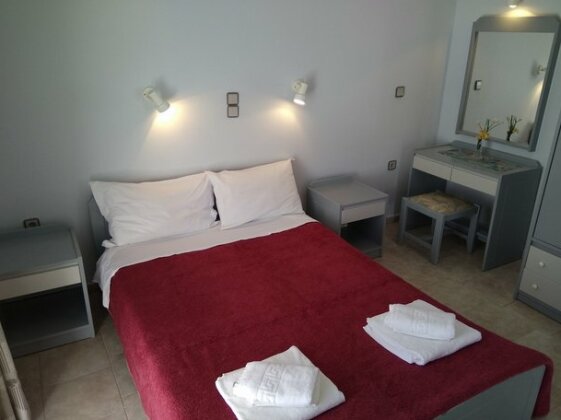 Sofia Apartments Almyrida - Photo4
