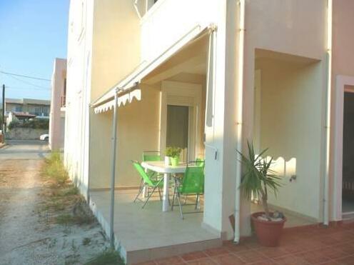 VANA'S Cosy Holiday House next to Sandy Beach - Photo2