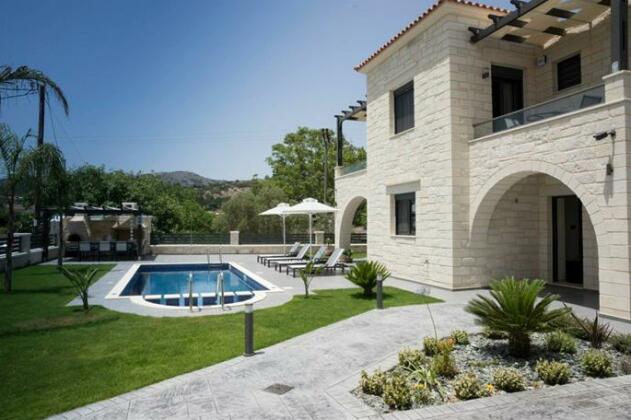 Villa-Azalea Almyrida