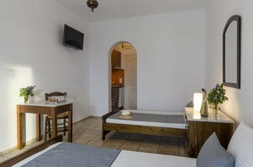 Muses Amorgos Island - Photo4