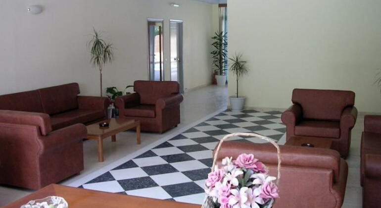 Eleni Palace - Photo4