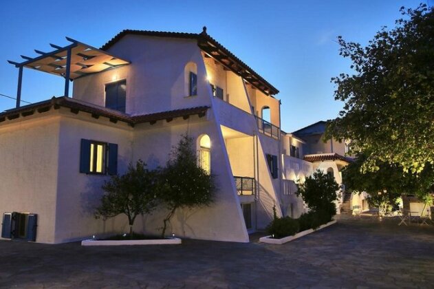 Aelia Andros Island - Photo2