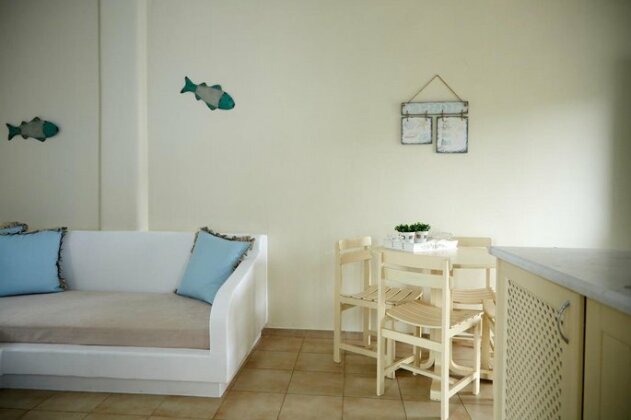 Aelia Andros Island - Photo5