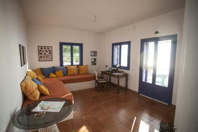Andros Hometown - Photo3