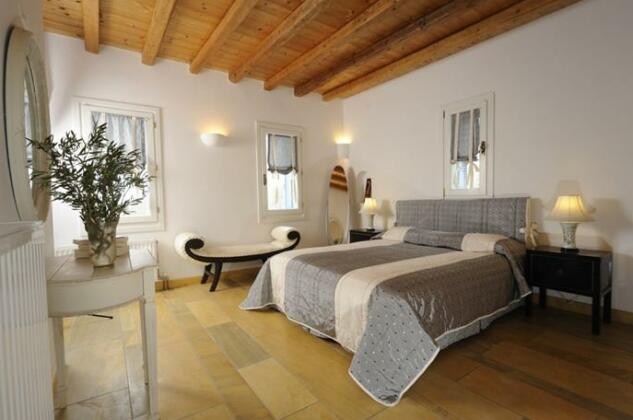 Heliades Villas - Photo4