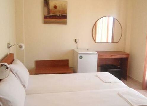 Hotel Galini Aprovatou - Photo5