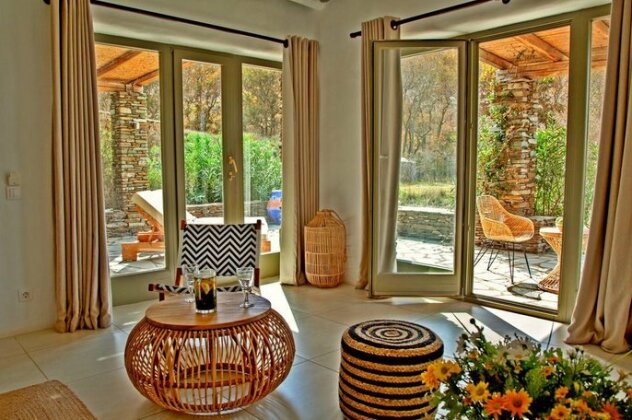Onar Andros - Photo2