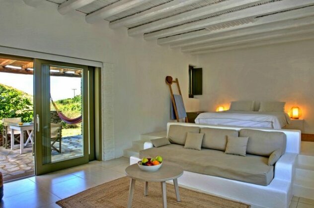 Onar Andros - Photo3