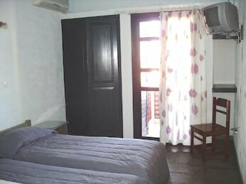 St George Studios Andros Island - Photo5