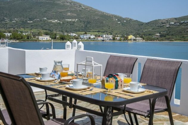 The Veranda of Gavrion-Exclusive Centrally located with Seaview - Photo2