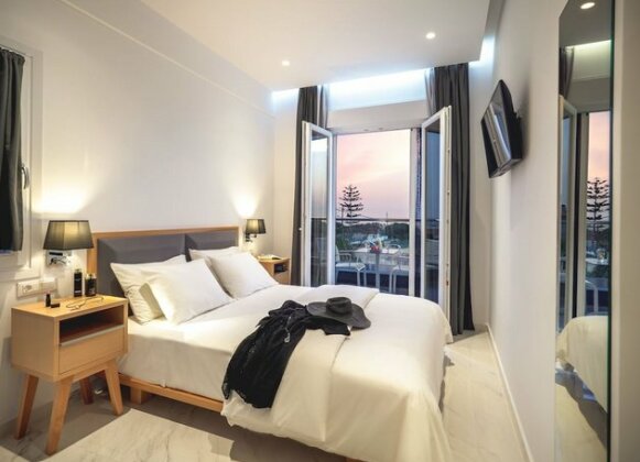 Elysian Suites - Photo3