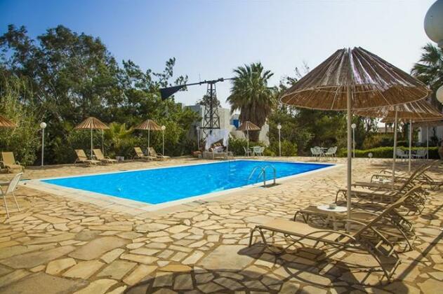 Home Hotel Anissaras - Photo4