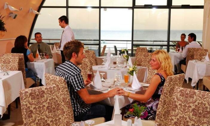 Kosta Mare Palace Hotel - Photo3