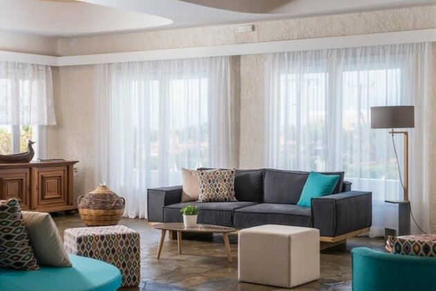 Oasis Beach Hotel Anissaras - Photo2