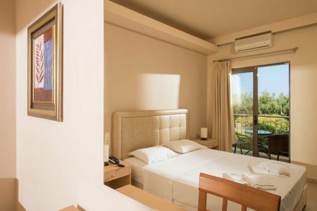Oasis Beach Hotel Anissaras - Photo3