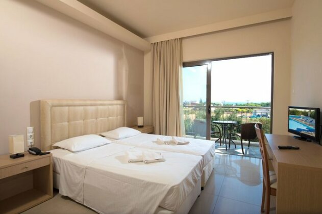 Oasis Beach Hotel Anissaras - Photo5