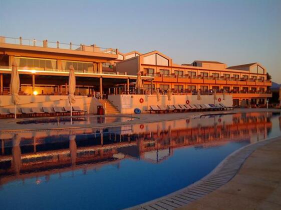 Kiani Beach Resort Family All Inclusive - Photo4