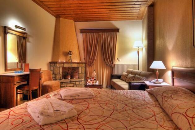 Alpen House Hotel & Suites - Photo4