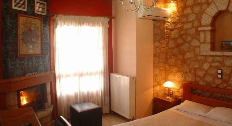 Ariadne Guesthouse - Photo2