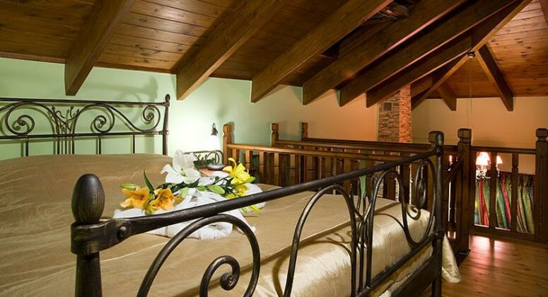 Celena Maisonettes - Photo5