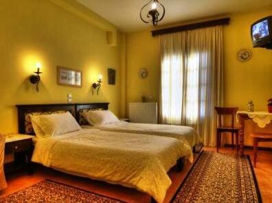 Nefeles Arachova - Photo4