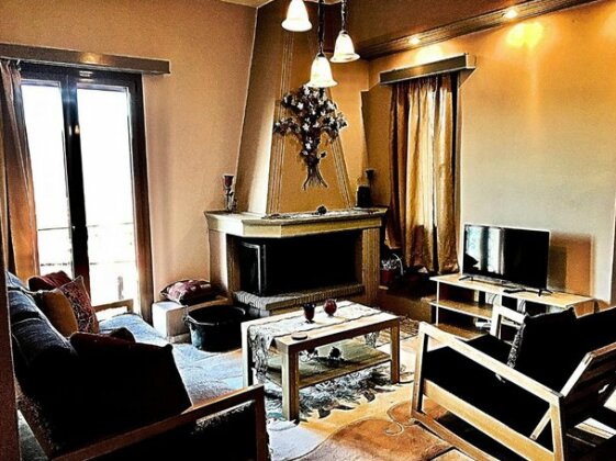 Pandora's House - Photo2