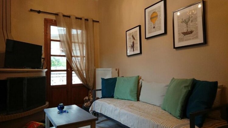 Pandora's House - Photo5