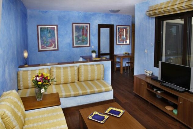 Cozy House in the Venice of Greece - Photo3