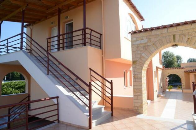 Maria's Filoxenia Suites - Photo2