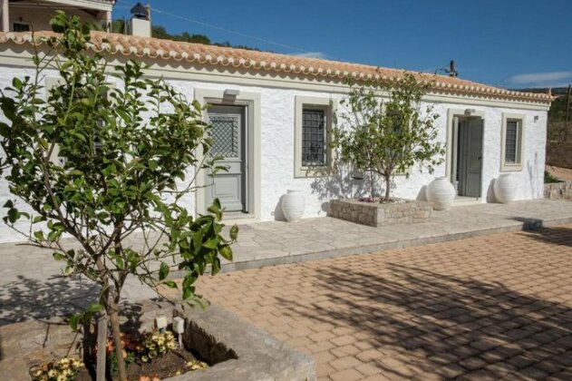 Traditional Guest House Grandma Vitsa in Ermioni - Photo2