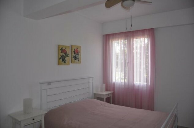 Treehouse Holiday Homes - Photo5