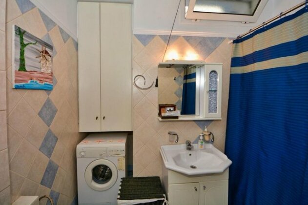 Tzofa's Apartment - Photo3
