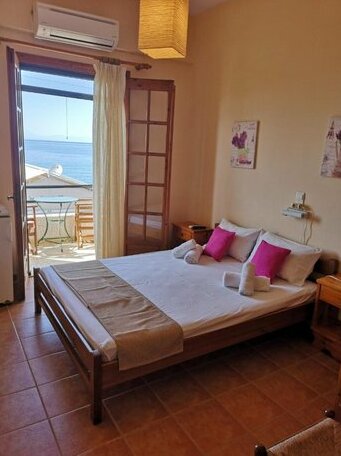 Romanza Rooms Arkadia - Photo2