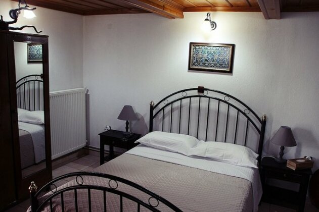 Aristotelis Traditional Guest House - Photo3
