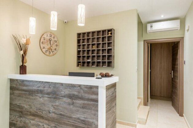 Lagaria Hotel and Apartments - Photo4