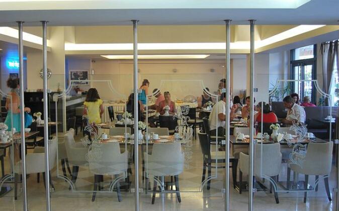 Saint George Hotel Asprovalta - Photo4
