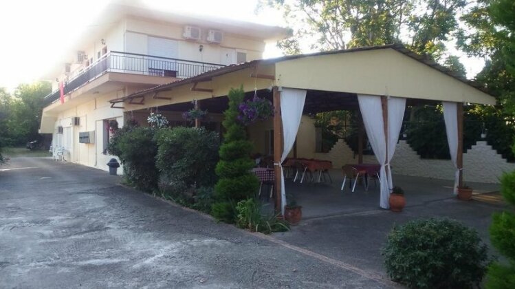 Stelios House