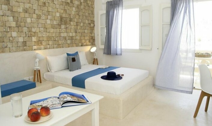 Anatoli Luxury Studios & Suites - Photo4