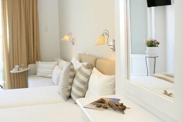 Paradissos Hotel - Photo5