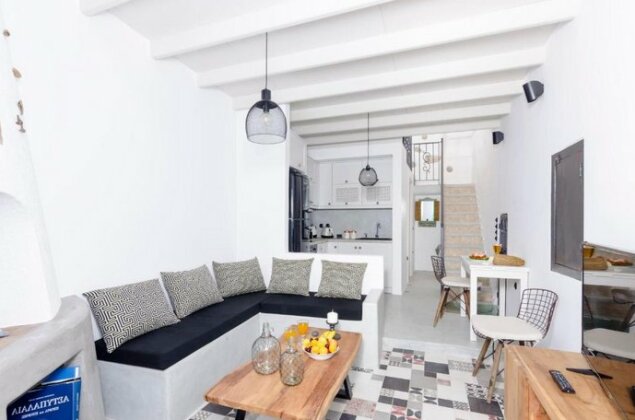 Tholos Deluxe House - Photo4