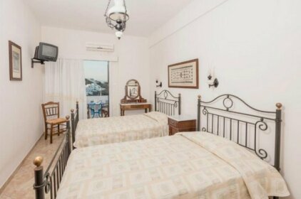 Yalos rooms