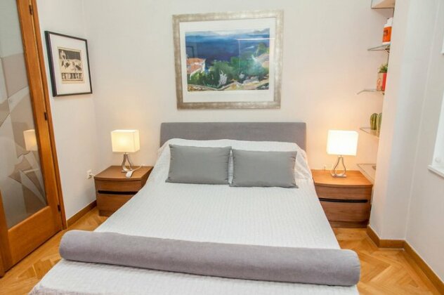 A Chic Kolonaki Apartment in Central Athens - Photo3
