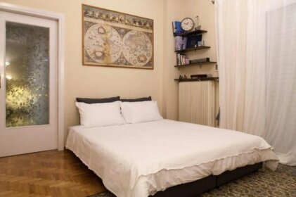 Amazing 2-bdrm apt in the center of Athens with Acropolis view